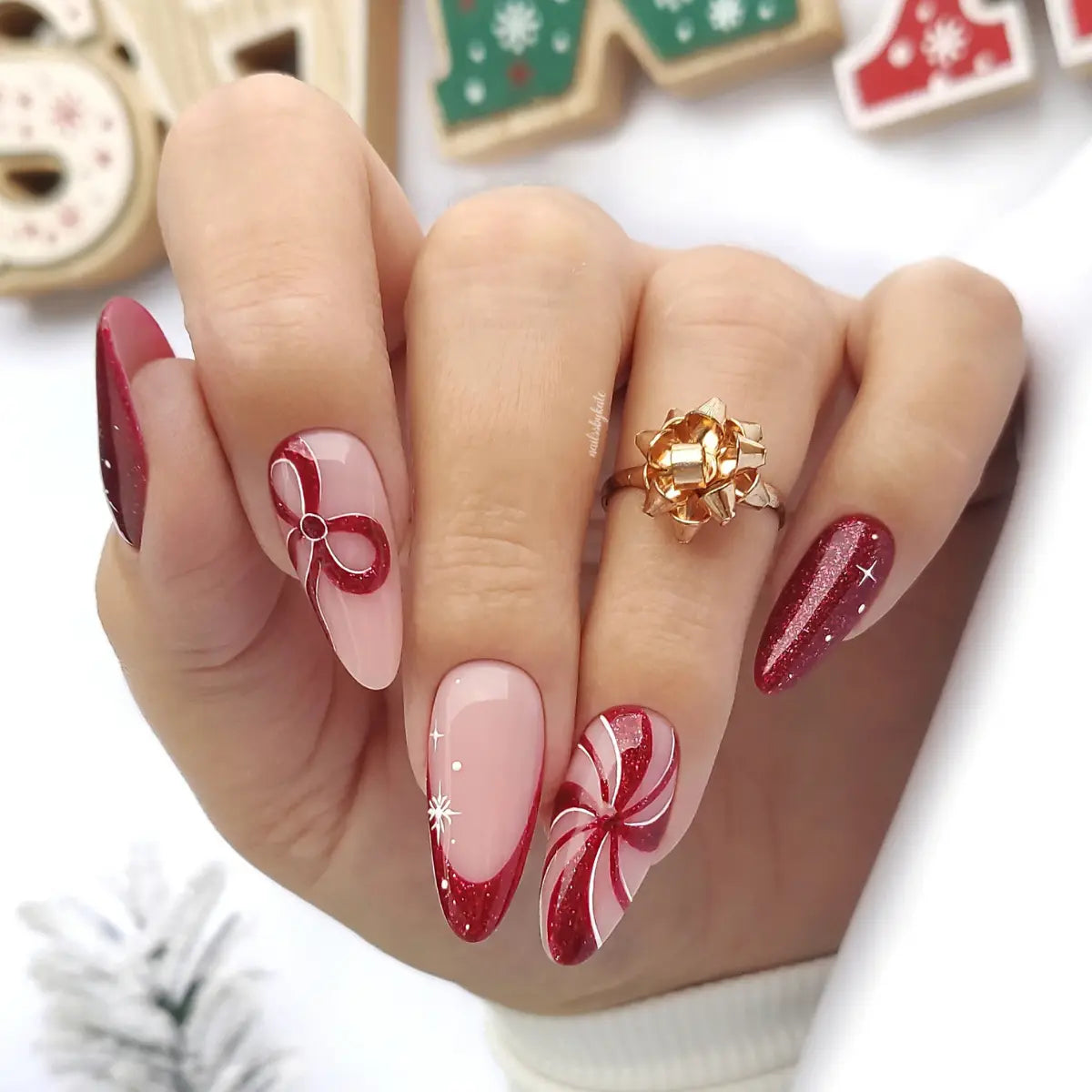 Yoshi Santa claws 252