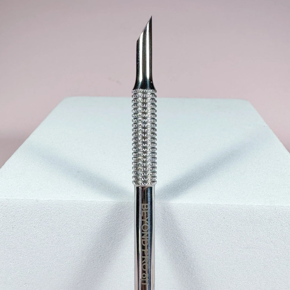 Beyond Pro 8|1 Cuticle Pusher seduce