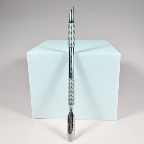 Beyond Pro 8|1 Cuticle Pusher seduce
